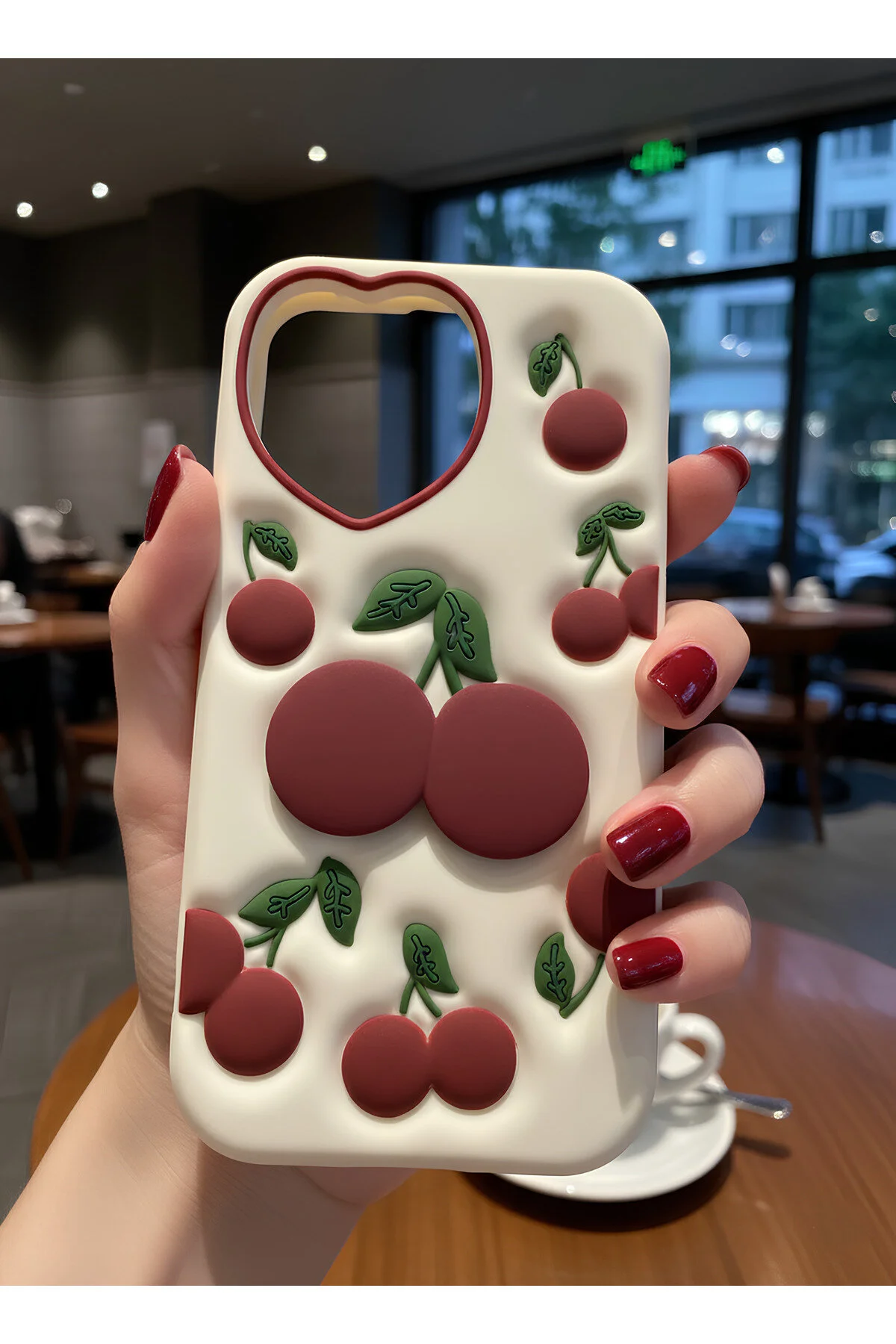 Apple iPhone 15 Uyumlu Kabartmalı 3D Kiraz Desenli Kalpli Kamera Korumalı Lansman Silikon Kılıf