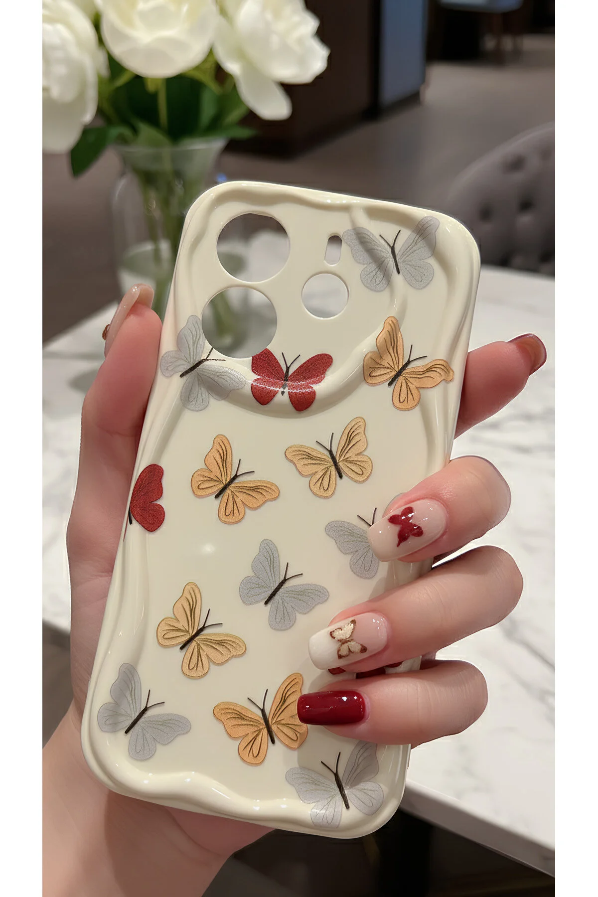 Xiaomi Redmi Note 14 4G Uyumlu Renkli Kelebek Desenli Dalgalı Kenar Kılıf - Kamera Korumalı