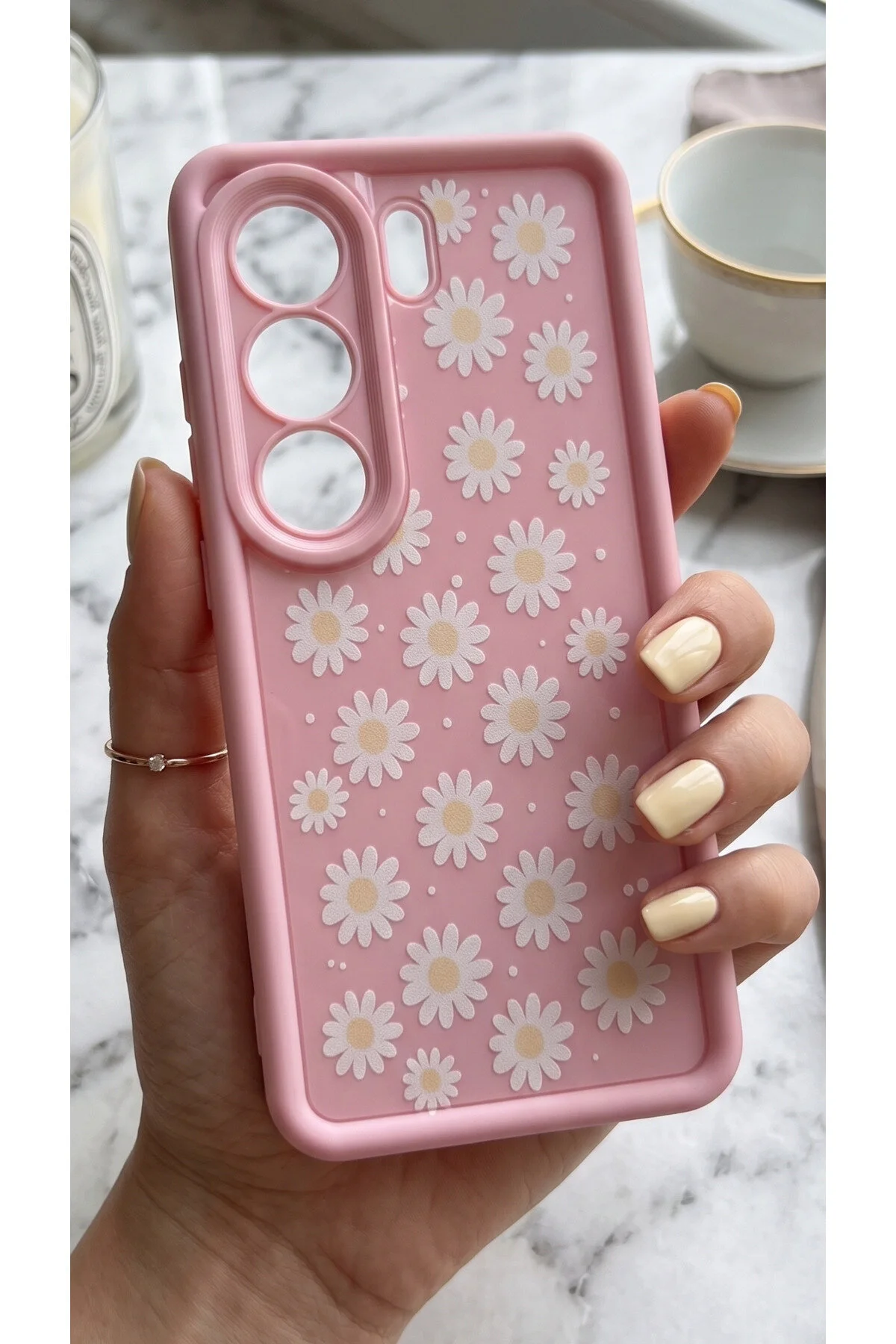 Tecno Camon 40 Papatya Desenli Silikon Telefon Kılıfı Darbe Korumalı Soft Pembe Şık Kapak