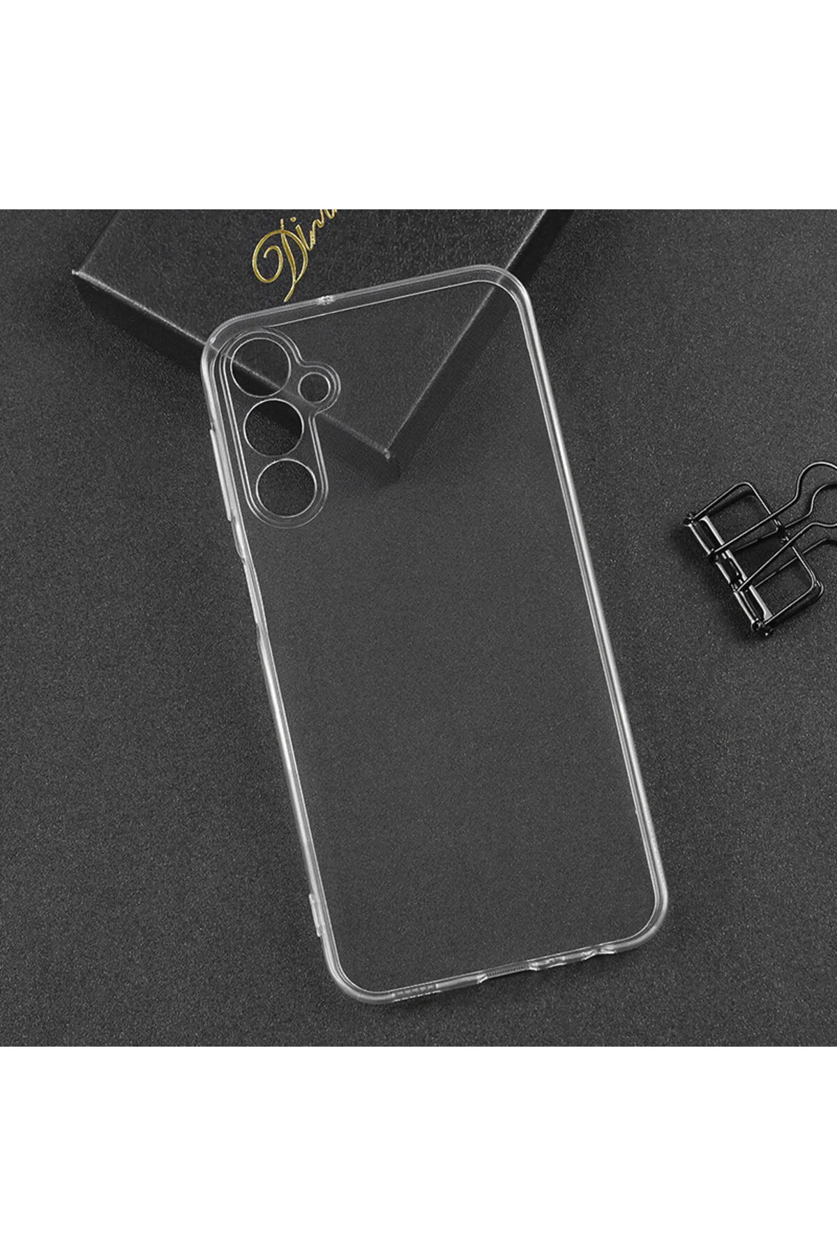 Galaxy A24 Uyumlu Şeffaf Ve Esnek Silikon Kılıf
