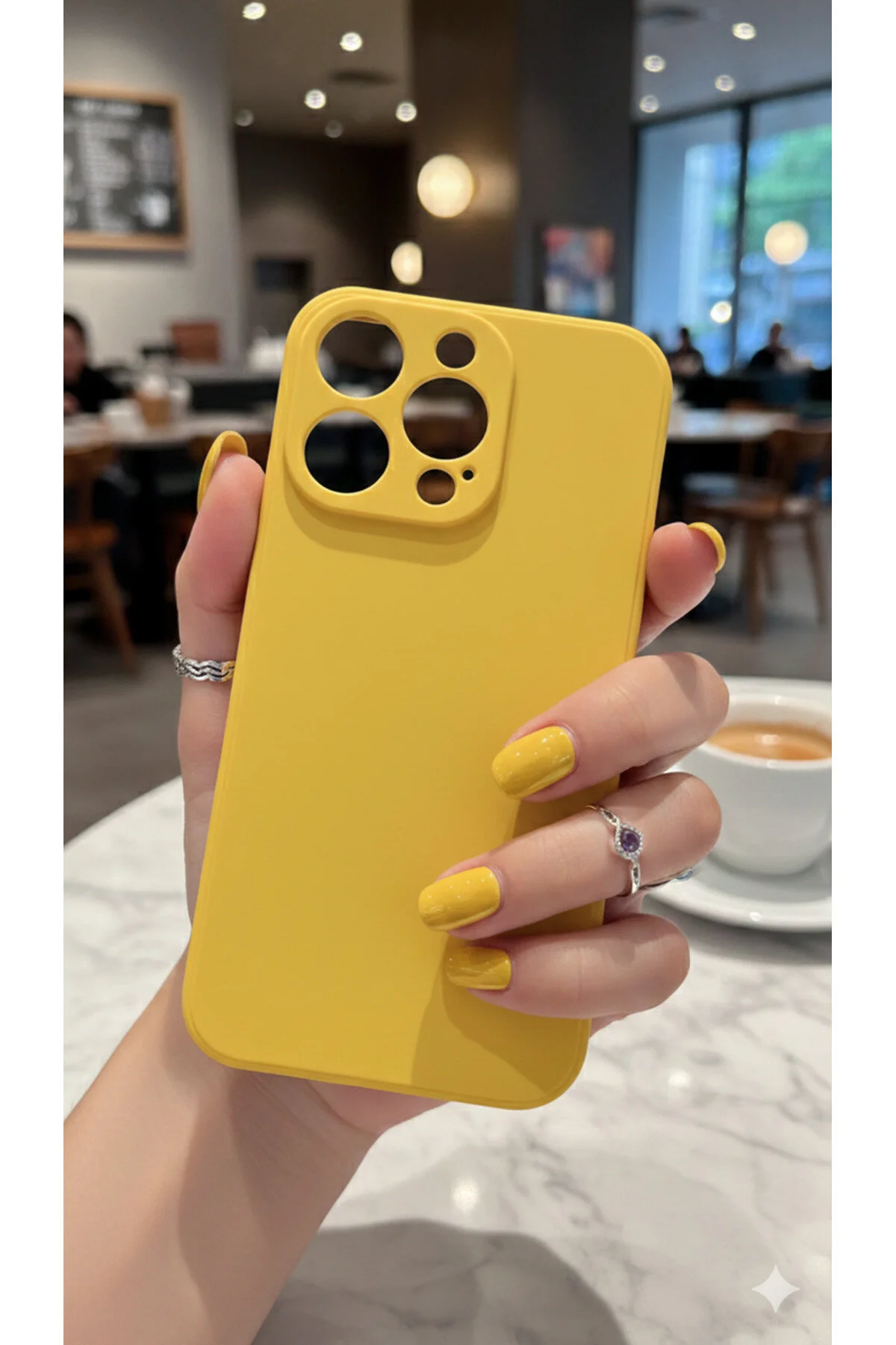 Apple iPhone 14 Pro Max İçin Uyumlu Içi Kadife Leke Tutmaz Kamera Korumalı Lansman Kılıf