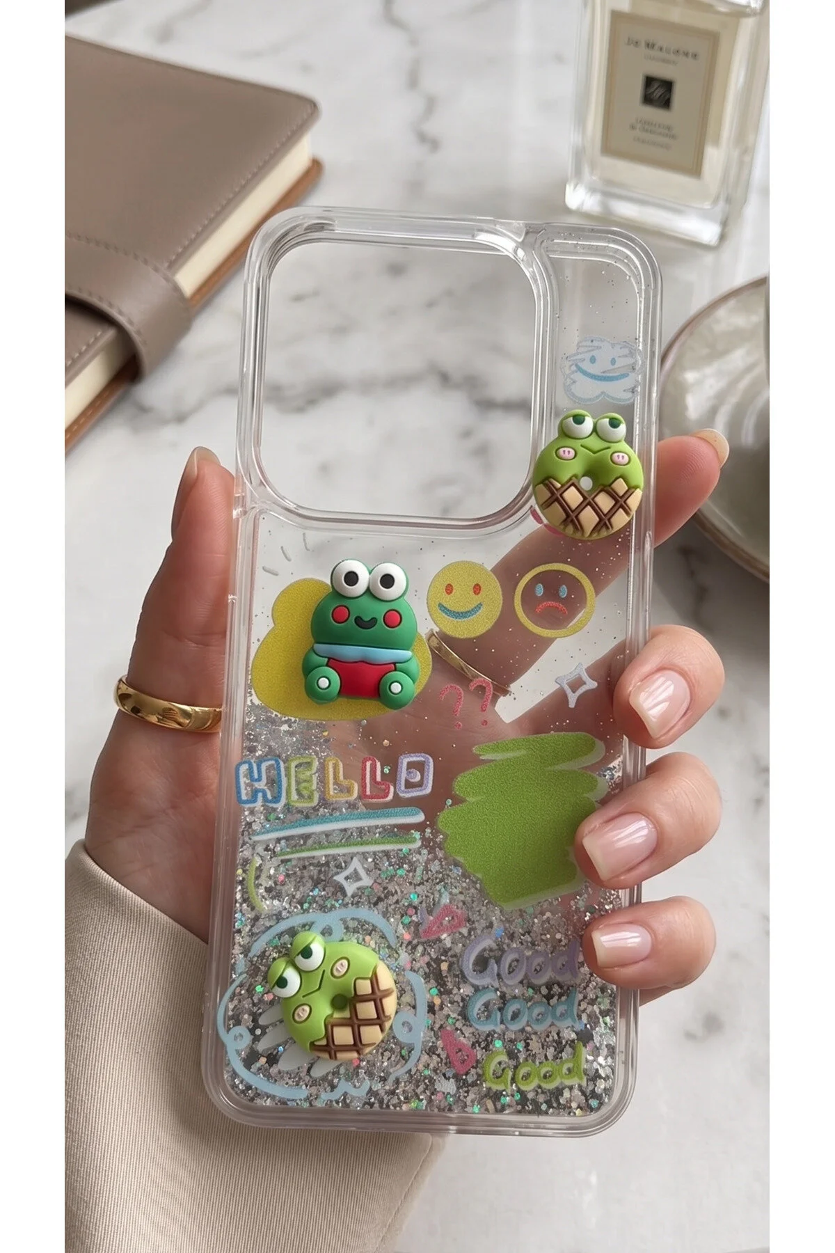 İnfinix Smart 8 Kılıf Hareketli Simli 3D Karakterli Love Figürlü Şeffaf Koruyucu Kapak