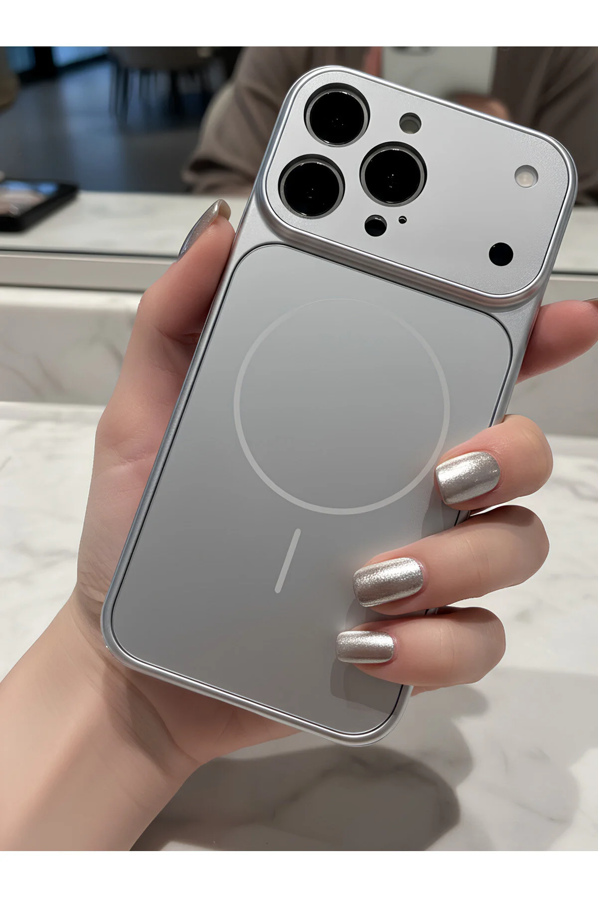 iPhone 13 Pro Max Uyumlu 17 Pro Max Görünüme Çeviren Kamera Korumalı Magsafe Destekli Lüks Kılıf