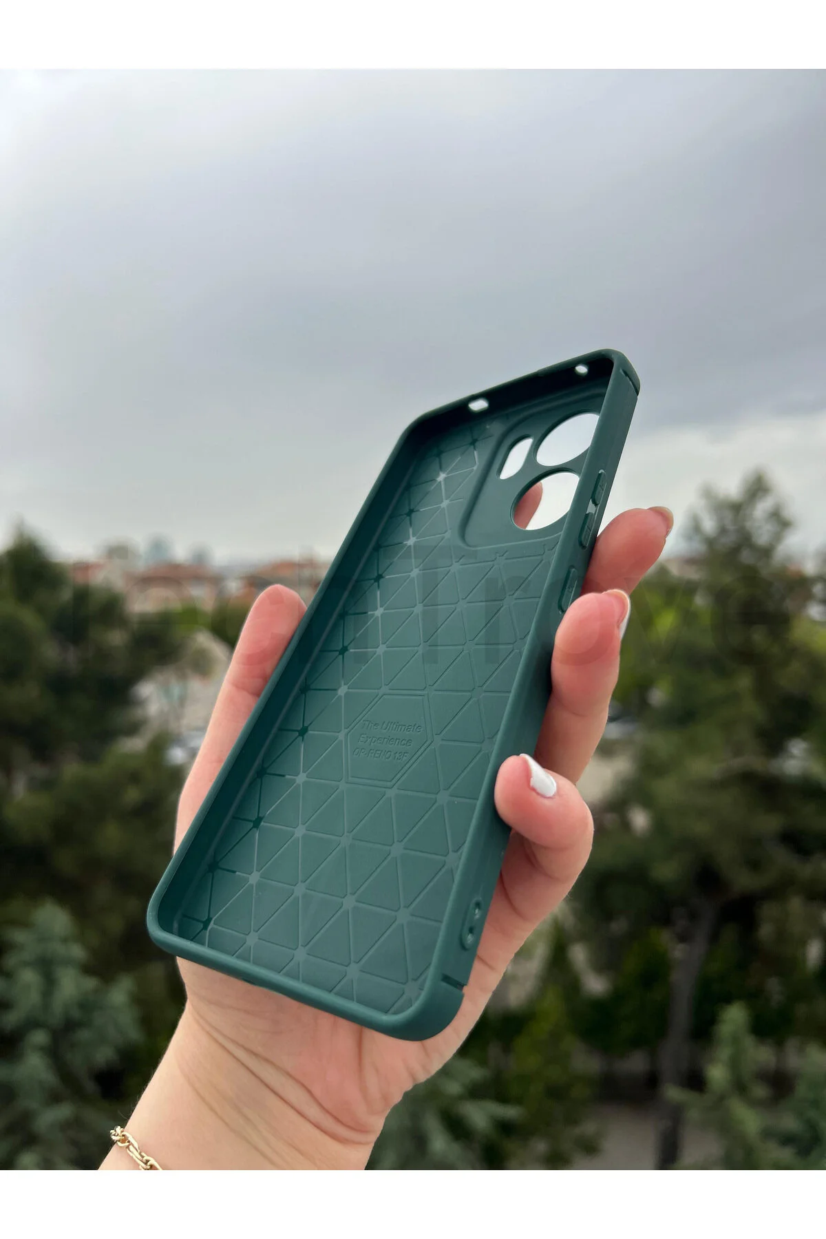 Oppo Reno 13F Kılıf Karbon Tasarımlı İnce Yapılı Kamera Koruma Çıkıntılı Kapak