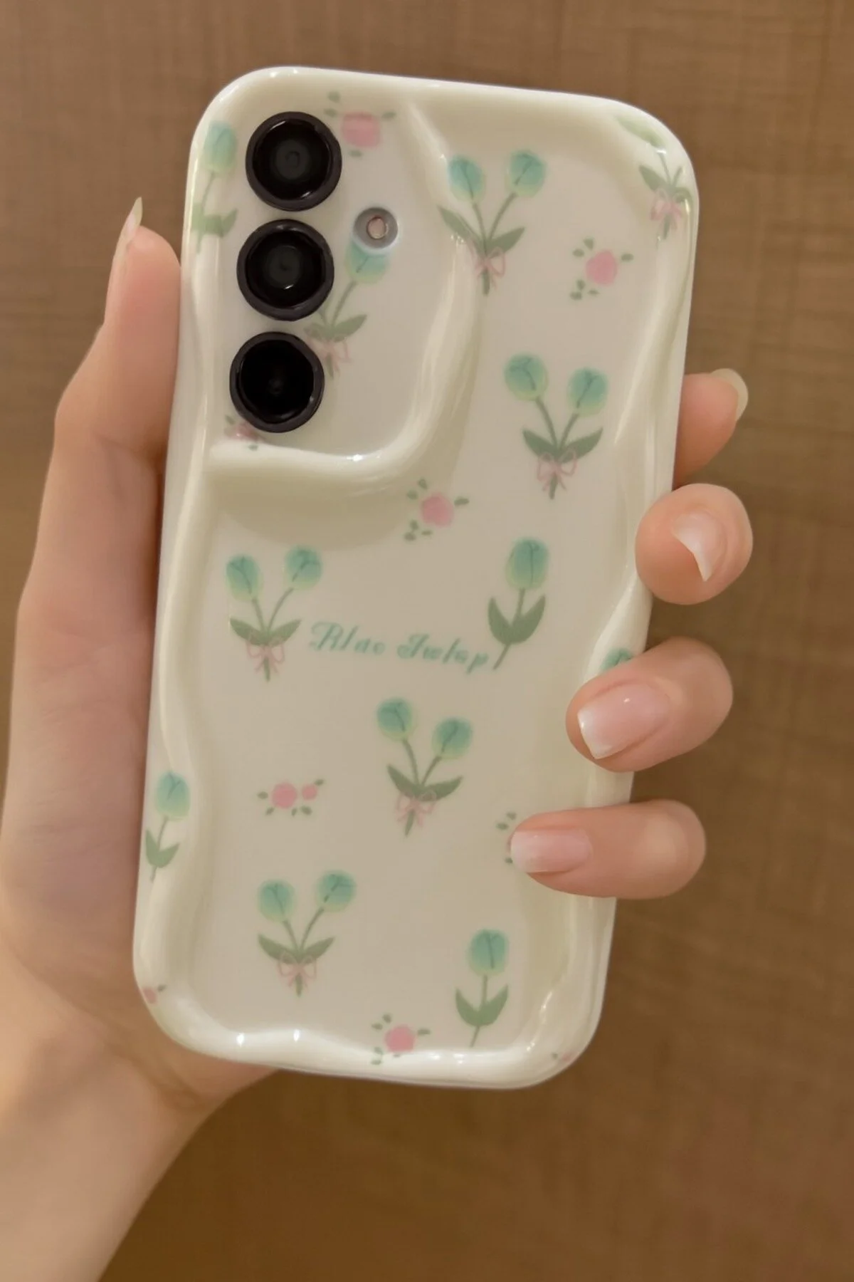 Samsung Galaxy S25 FE Kılıf Çiçekli Yumuşak Kenarlı Yeşil Lale Desenli A Kalite Kapak