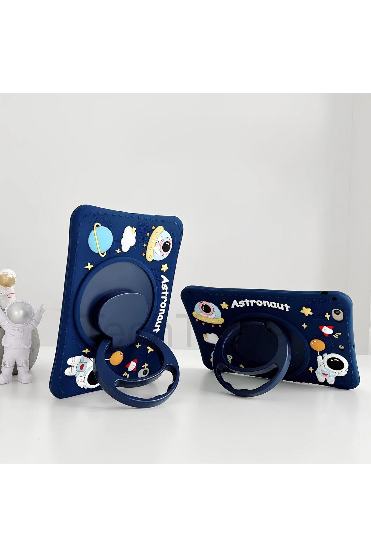 Honor X9 Kılıf Stand Olabilen Askılı Sevimli Astronot Figürlü Tablet Kılıfı