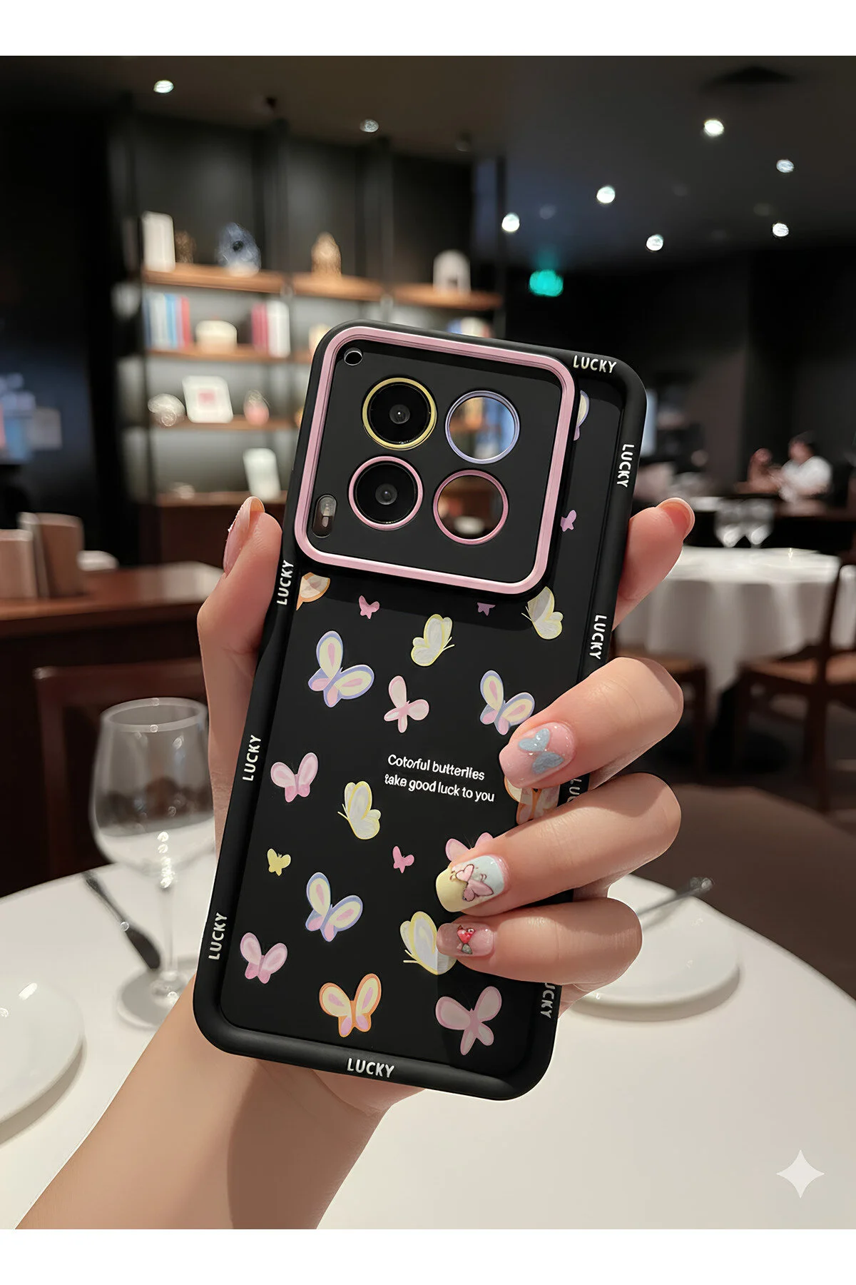 Tecno Camon 30 İçin Siyah Zemin Kelebekli ve Renkli Lens Çerçeveli Lucky Tasarım Kılıf