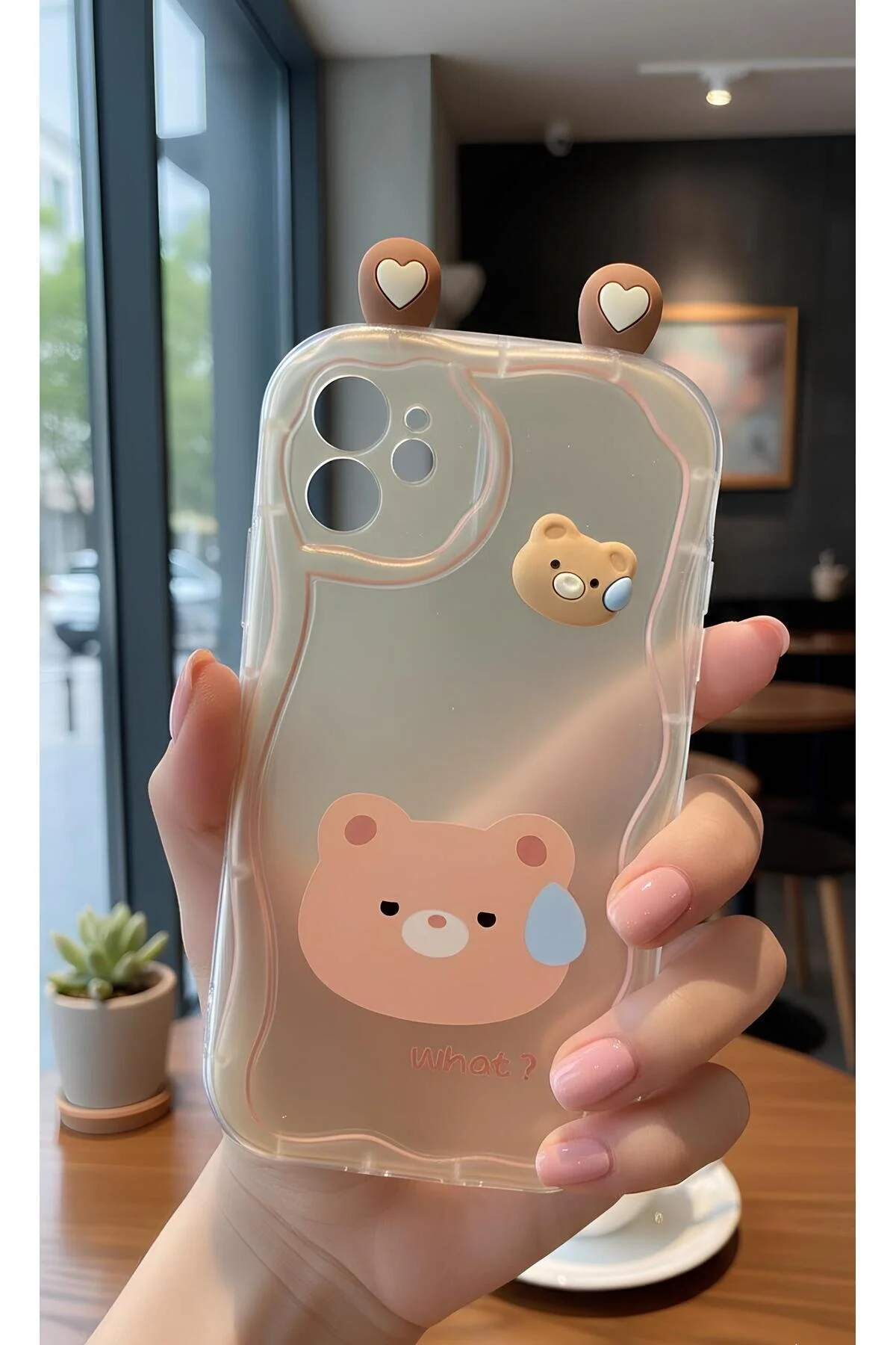 iPhone 11 İçin Uyumlu Sevimli Şaşkın Ayıcık Figürlü Dalgalı Kenarlı Tasarım Kılıf
