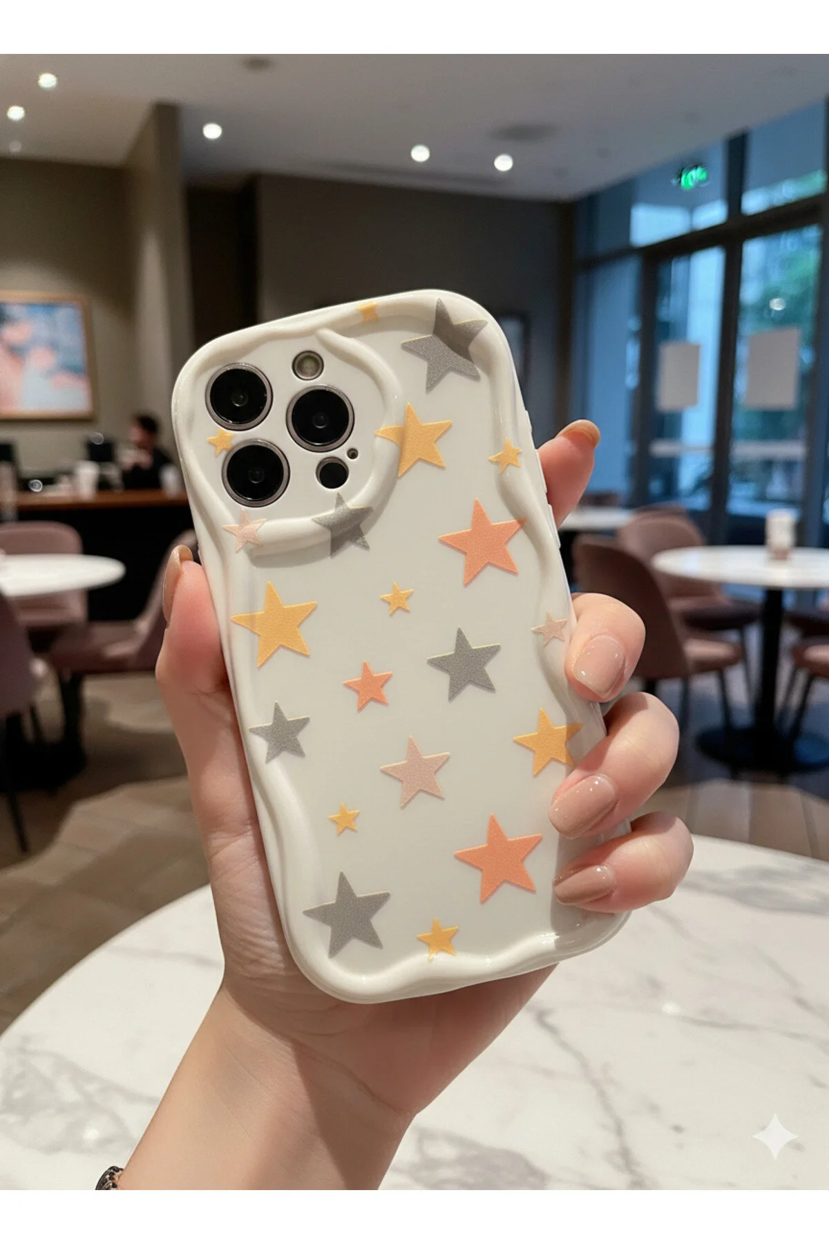 iPhone 14 Pro Max Uyumlu Pastel Yıldız Desenli Dalgalı Kenar Kılıf - Kamera Korumalı