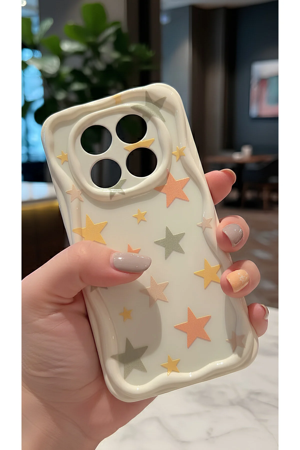 Xiaomi Redmi Note 14 Pro Uyumlu Pastel Yıldız Desenli Dalgalı Kenar Kılıf - Kamera Korumalı